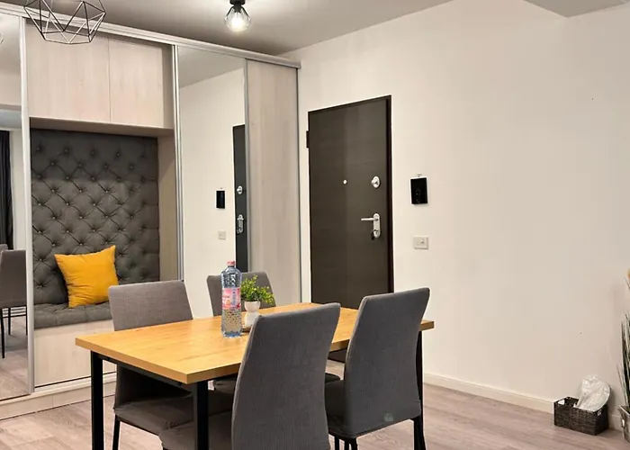 Industrial Style Apartment Bukarest